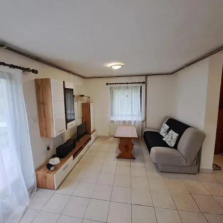 Feriehus Vikendica Belota