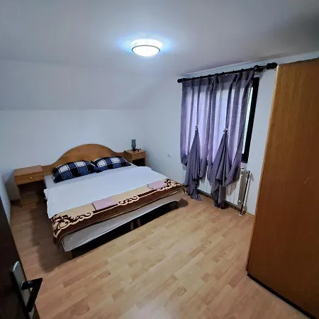 Vikendica Belota